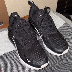 Nike air max  270 size 4.5Y